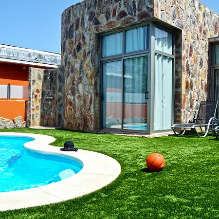 Opal Anfi Tauro Villa